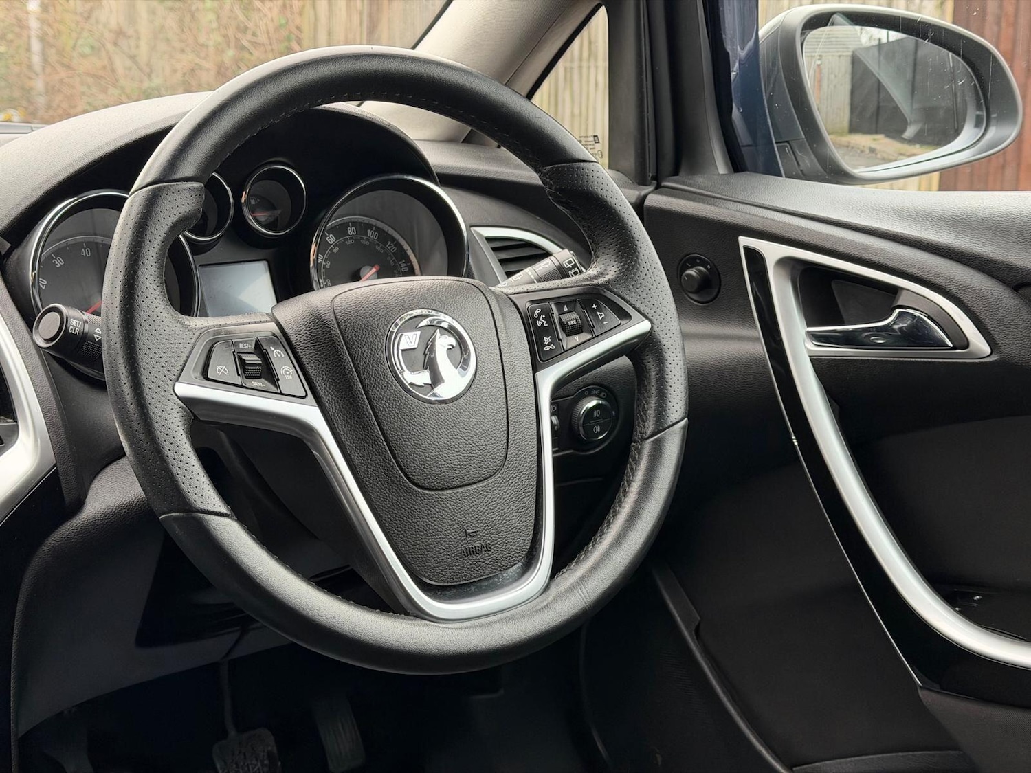 Used Vauxhall Astra 2013 for sale - 77331837: Photo 40