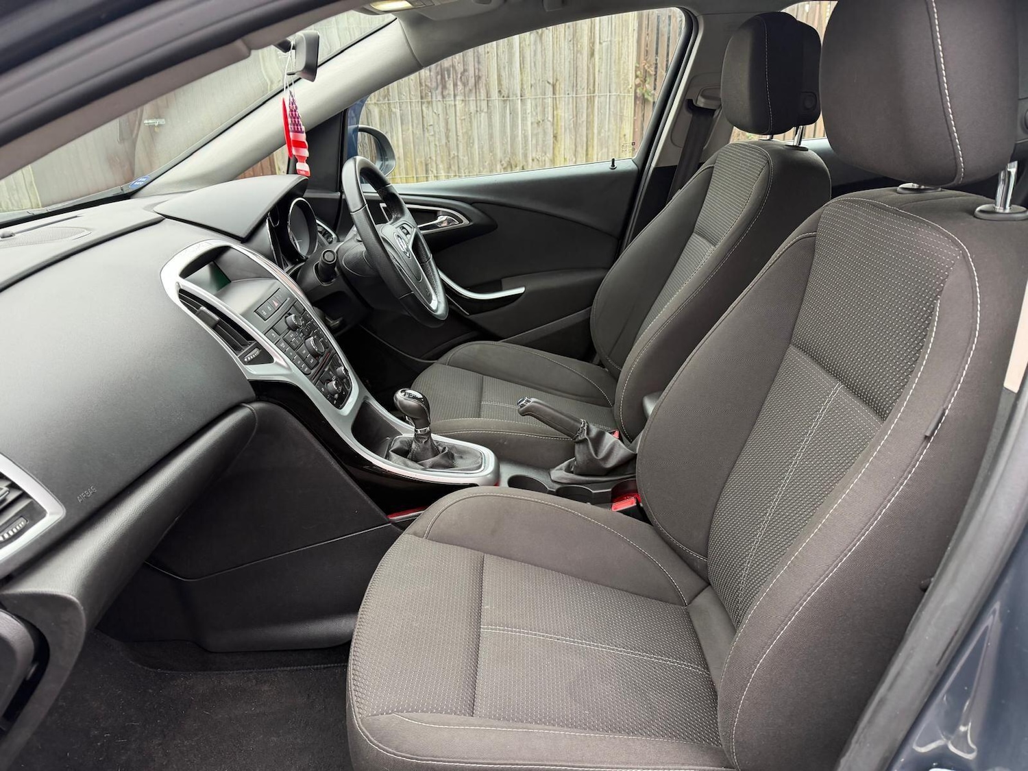 Used Vauxhall Astra 2013 for sale - 77331837: Photo 42