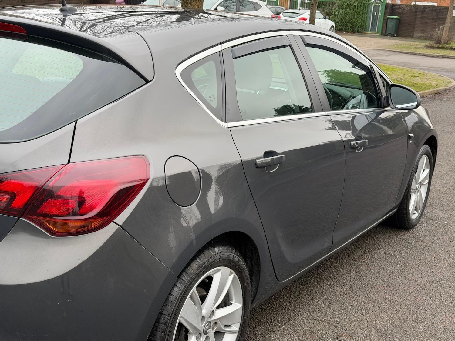 Used Vauxhall Astra 2013 for sale - 77331837: Photo 9