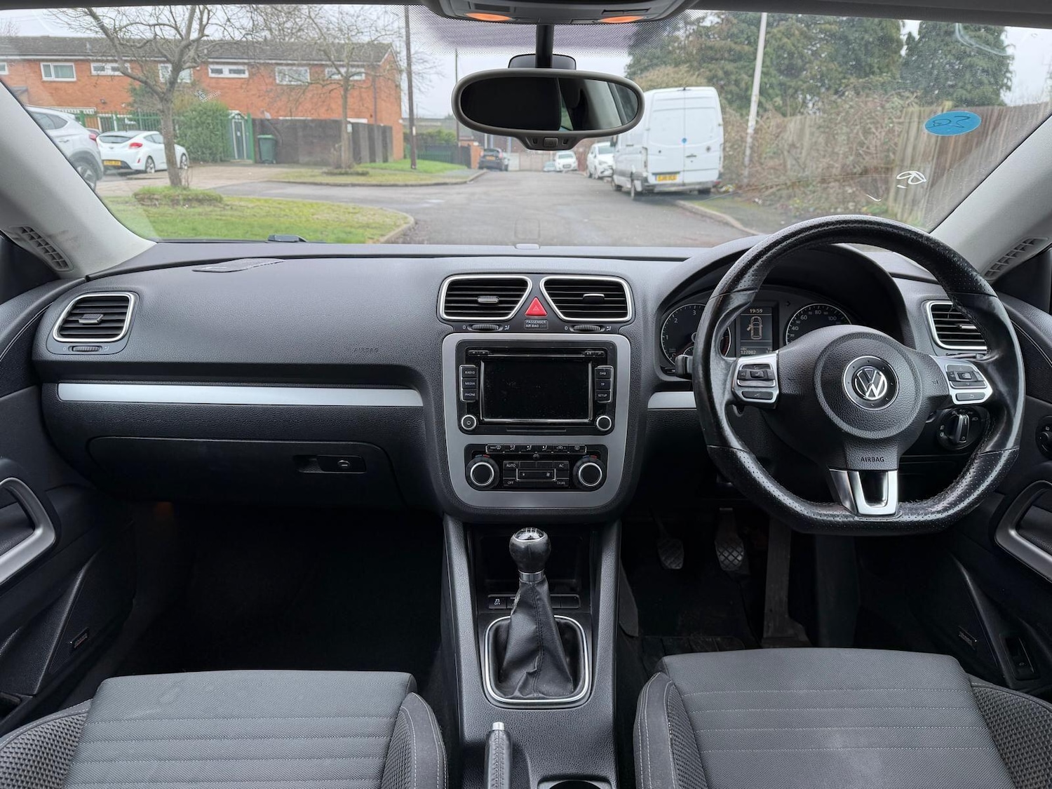 Used Volkswagen Scirocco 2010 for sale - 77331845: Photo 12