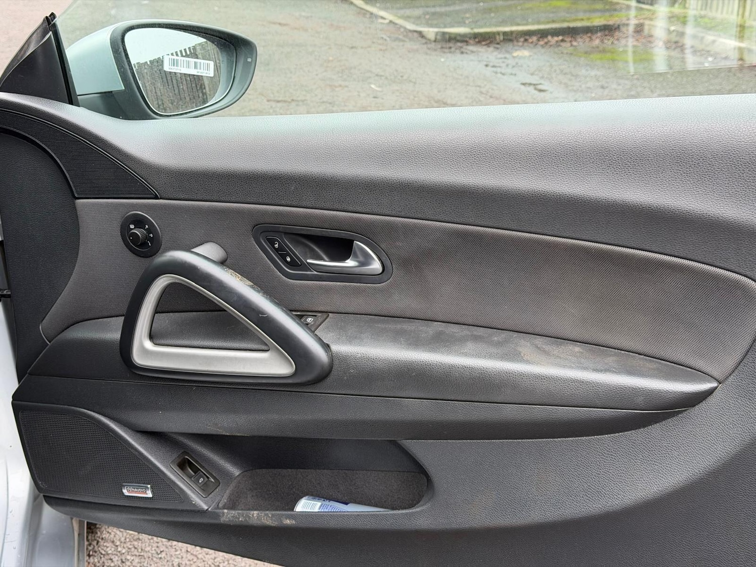 Used Volkswagen Scirocco 2010 for sale - 77331845: Photo 23