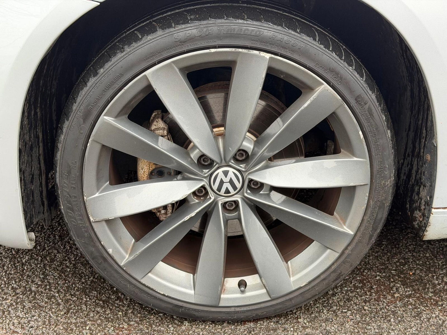 Used Volkswagen Scirocco 2010 for sale - 77331845: Photo 26