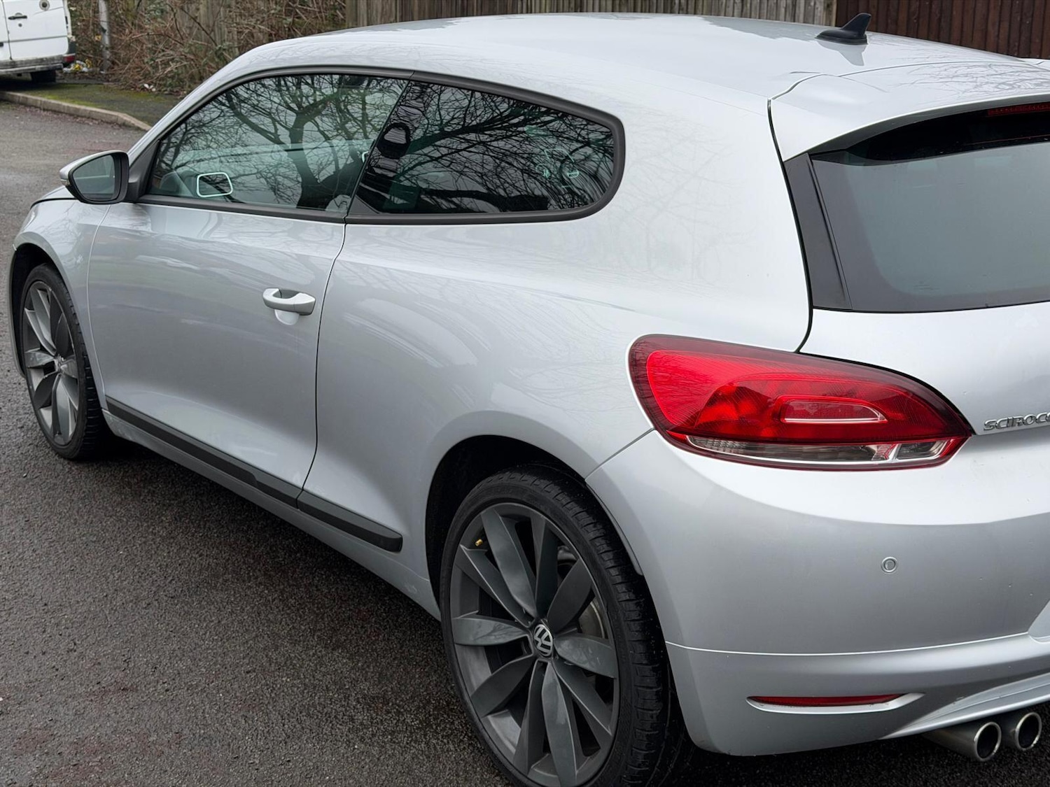 Used Volkswagen Scirocco 2010 for sale - 77331845: Photo 5