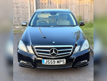 Used Mercedes-Benz E Class 2009 for sale - 78429456: Photo