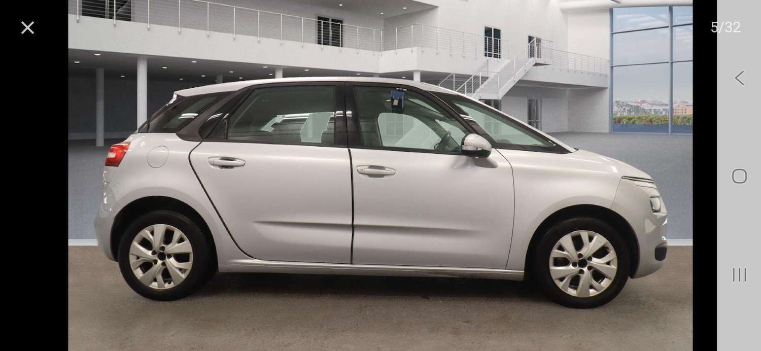 Used Citroen C4 Picasso 2015 for sale - 76527853: Photo 4