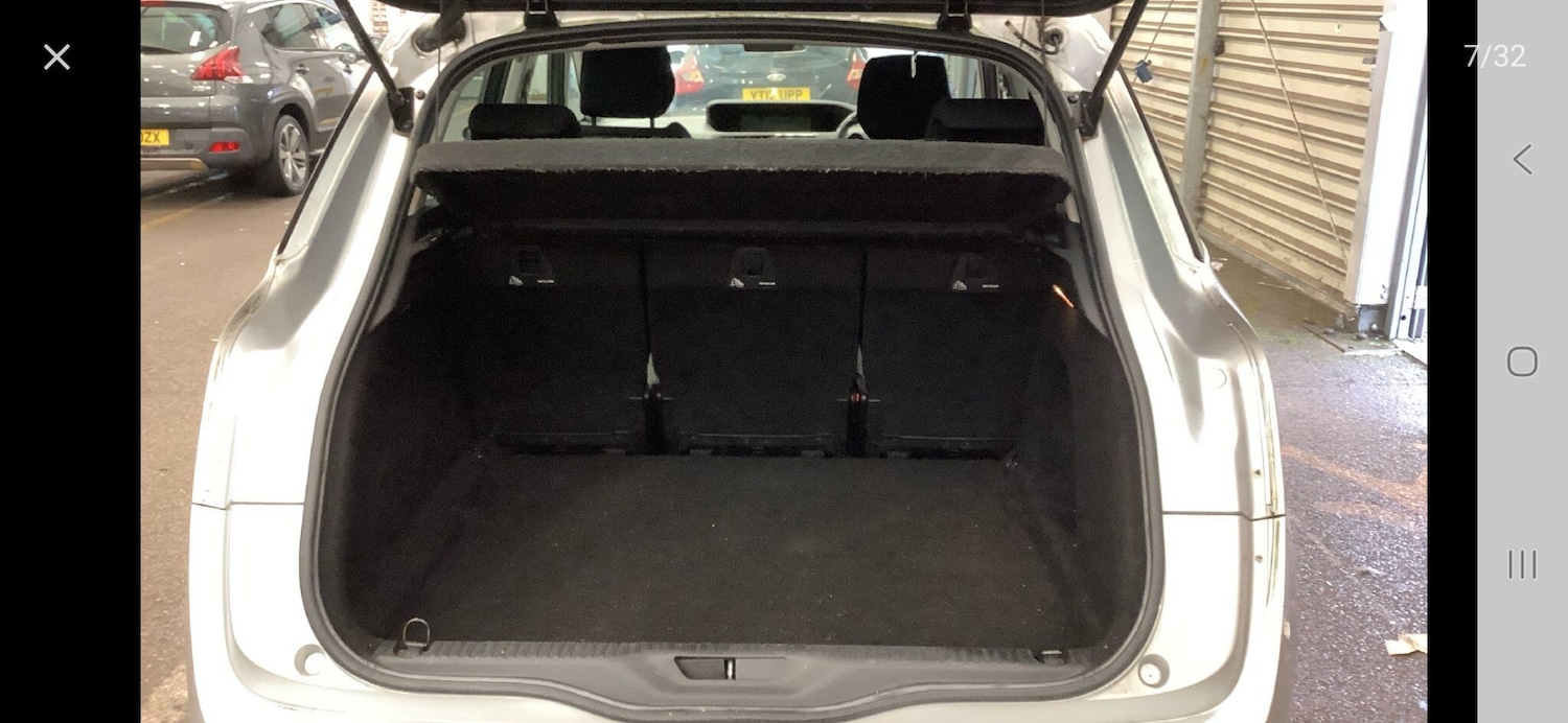 Used Citroen C4 Picasso 2015 for sale - 76527853: Photo 9