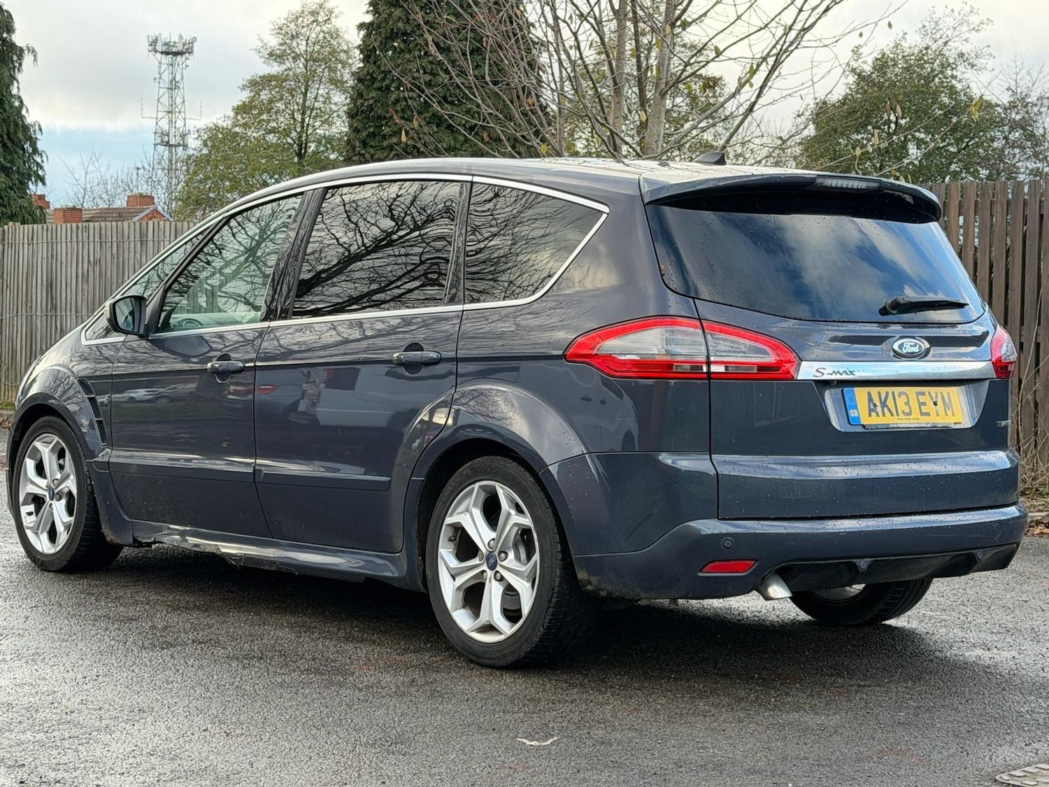 Used Ford S-Max 2013 for sale - 77120251: Photo 5