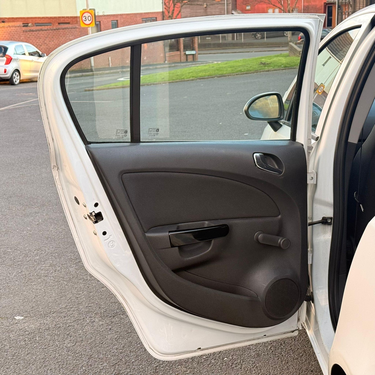 Used Vauxhall Corsa 2014 for sale - 77898638: Photo 32