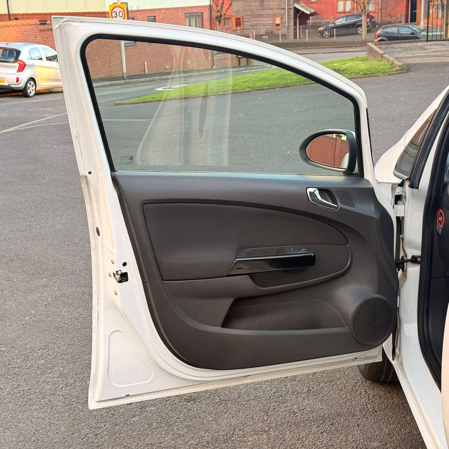 Used Vauxhall Corsa 2014 for sale - 77898638: Photo 33