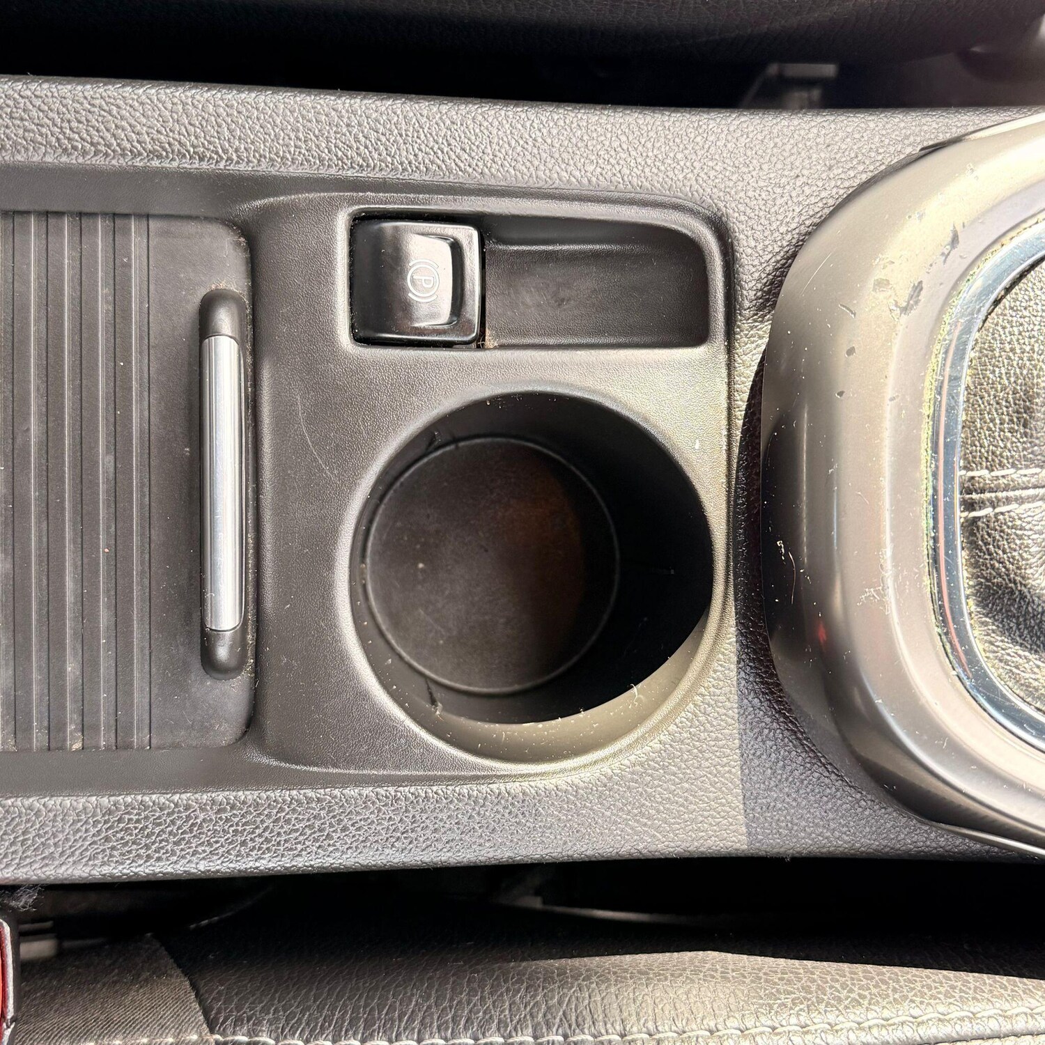 Used Vauxhall Astra 2010 for sale - 77839916: Photo 30