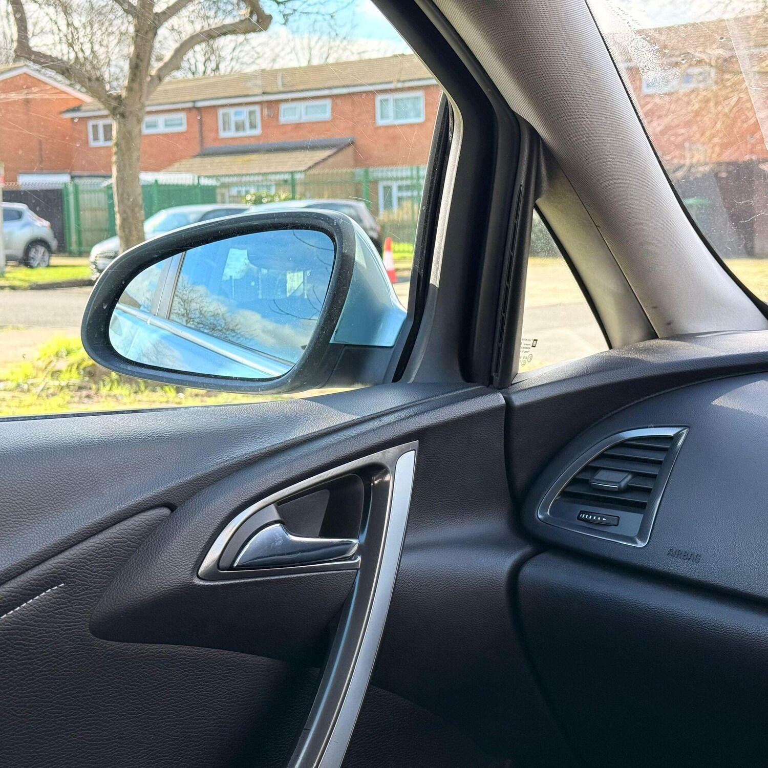 Used Vauxhall Astra 2010 for sale - 77839916: Photo 34