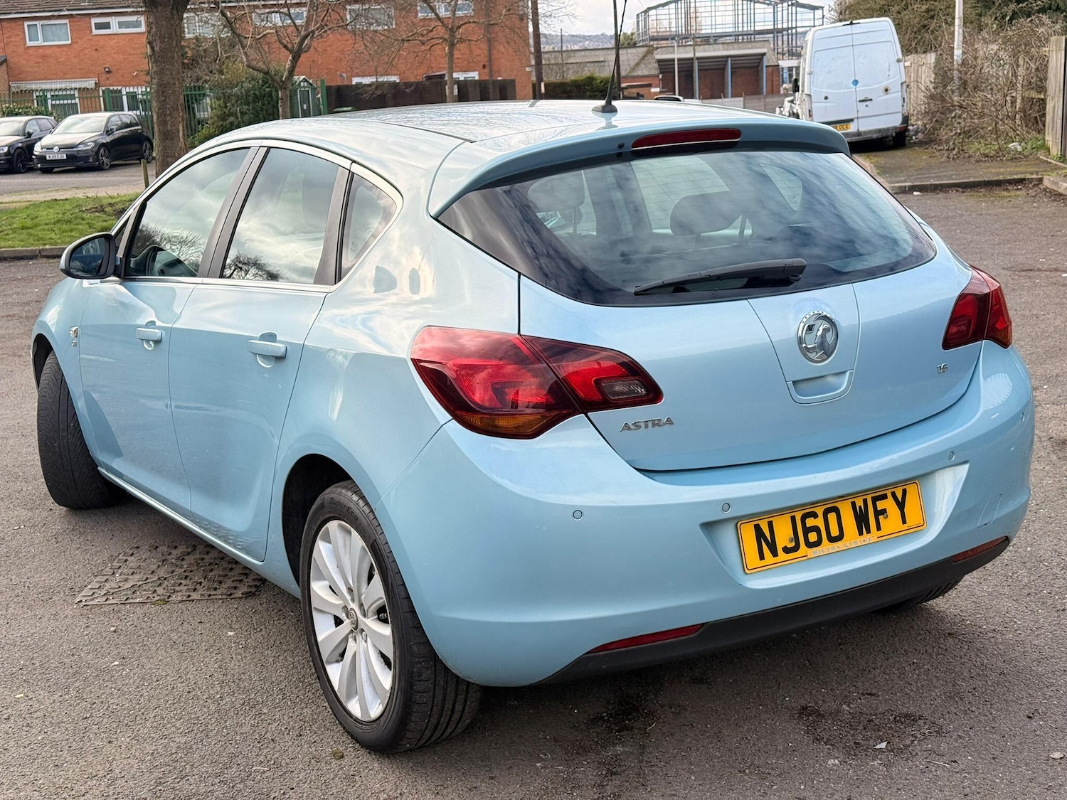 Used Vauxhall Astra 2010 for sale - 77839916: Photo 4