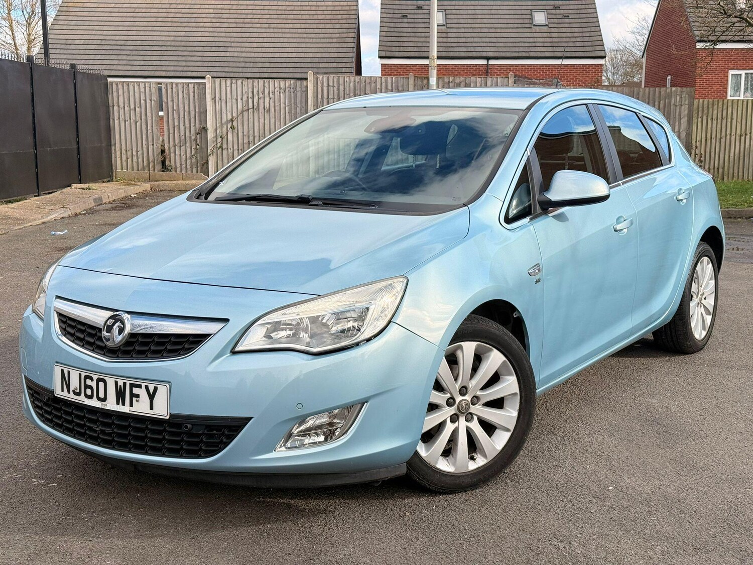 Used Vauxhall Astra 2010 for sale - 77839916: Photo 7