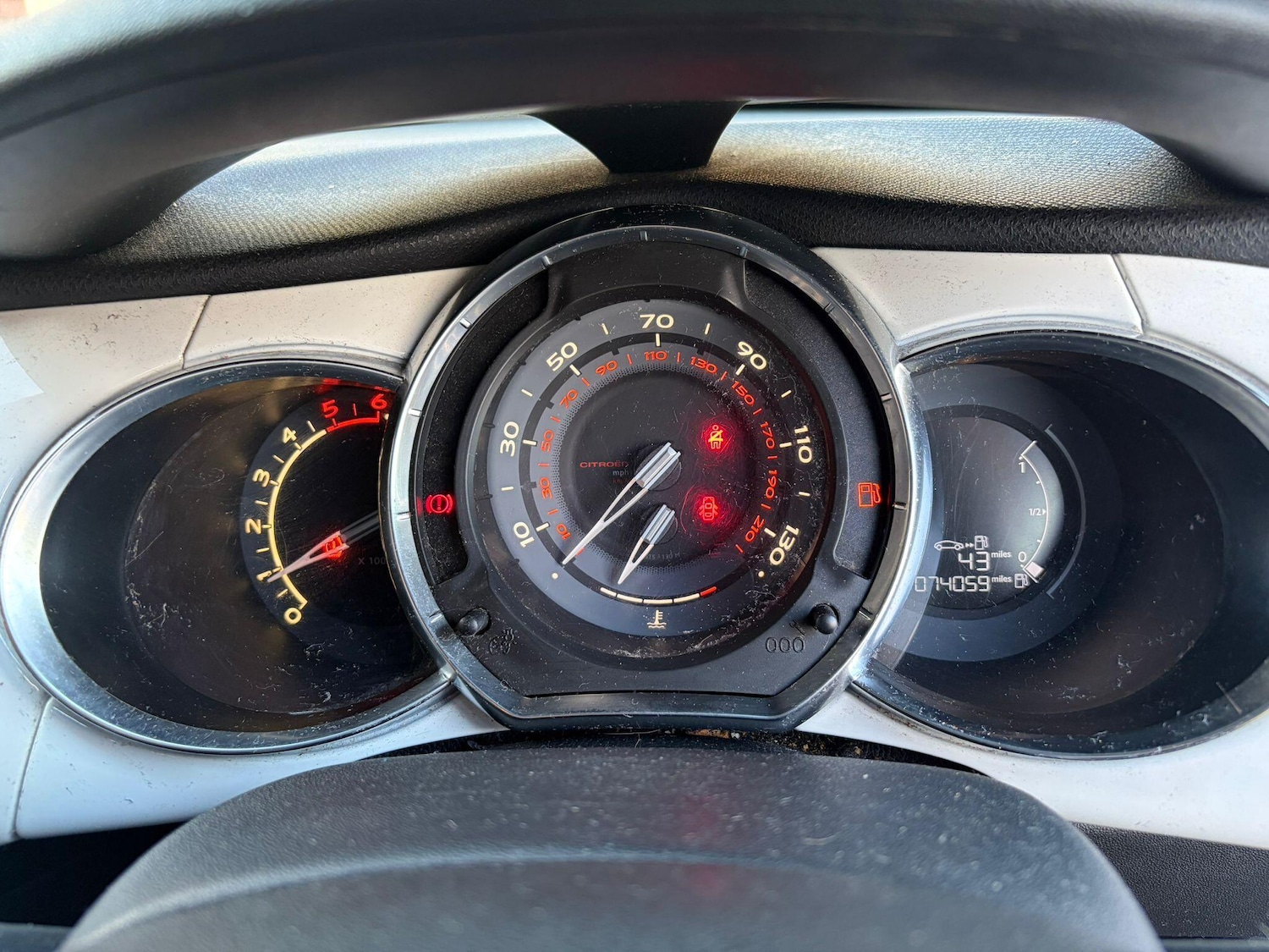 Used Citroen DS3 2015 for sale - 76913916: Photo 24