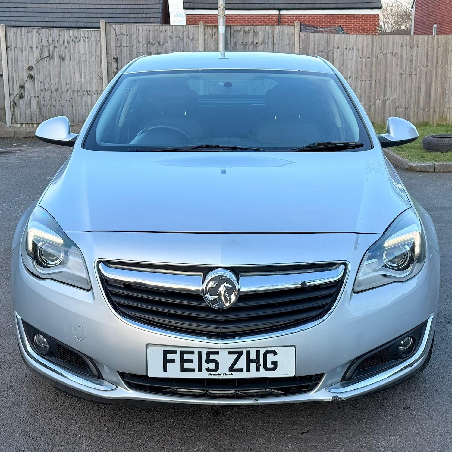 Used Vauxhall Insignia 2015 for sale - 77893007: Photo 2