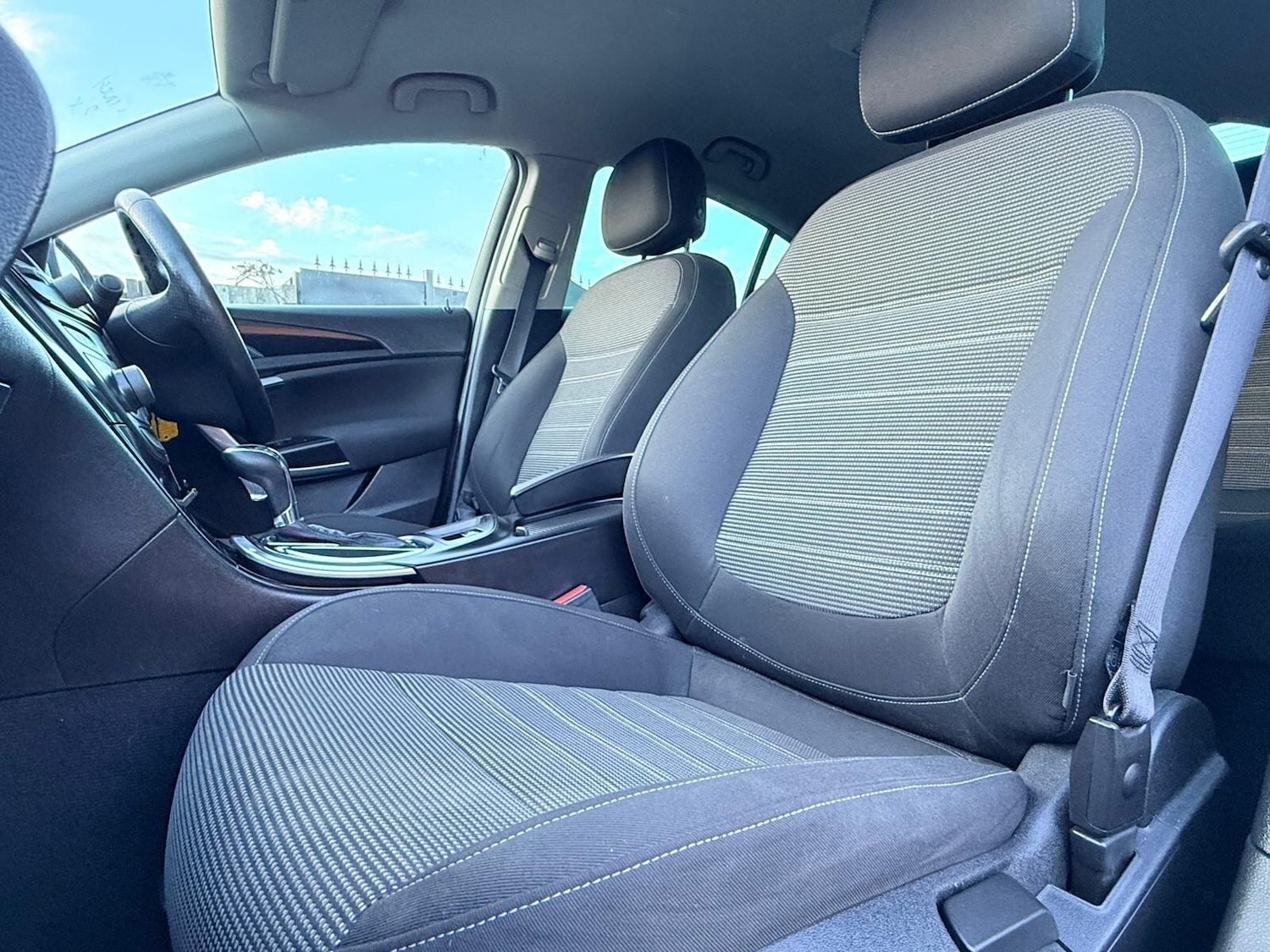 Used Vauxhall Insignia 2015 for sale - 77893007: Photo 45