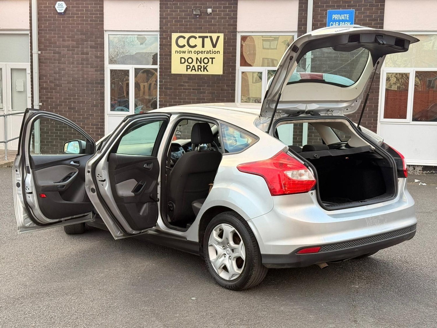 Used Ford Focus 2013 for sale - 77853057: Photo 11