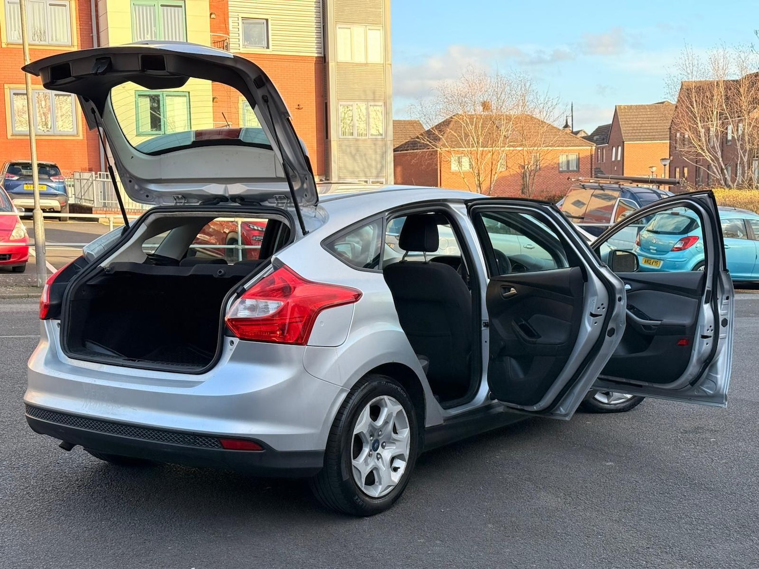 Used Ford Focus 2013 for sale - 77853057: Photo 19