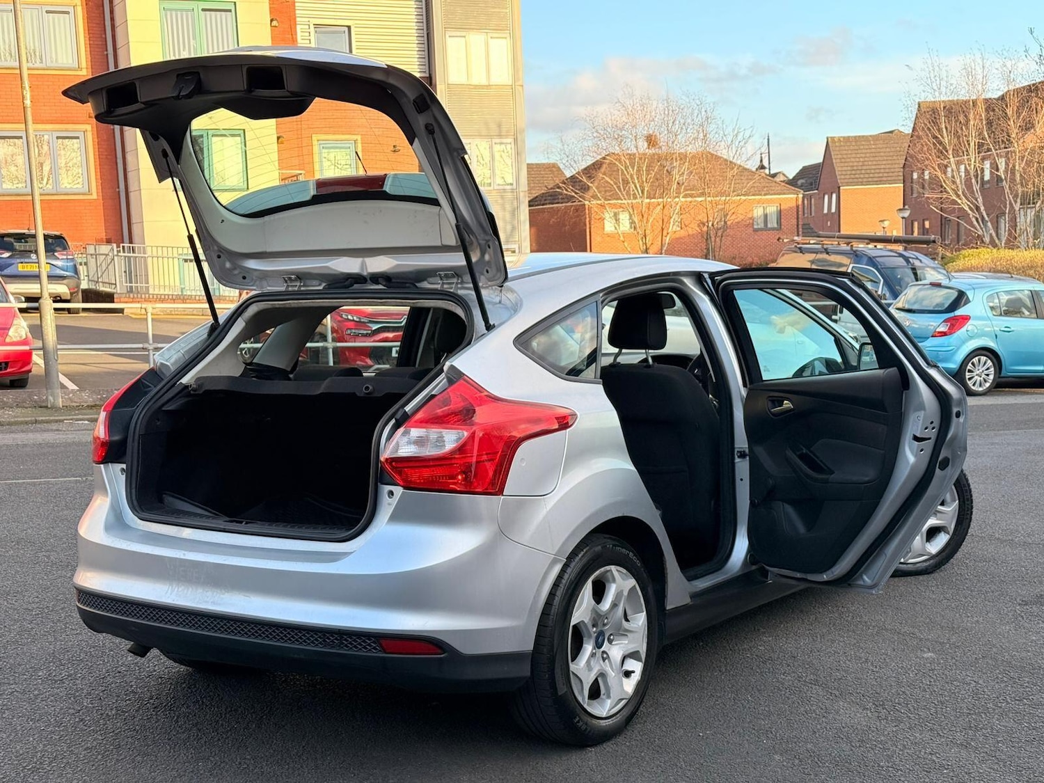 Used Ford Focus 2013 for sale - 77853057: Photo 21