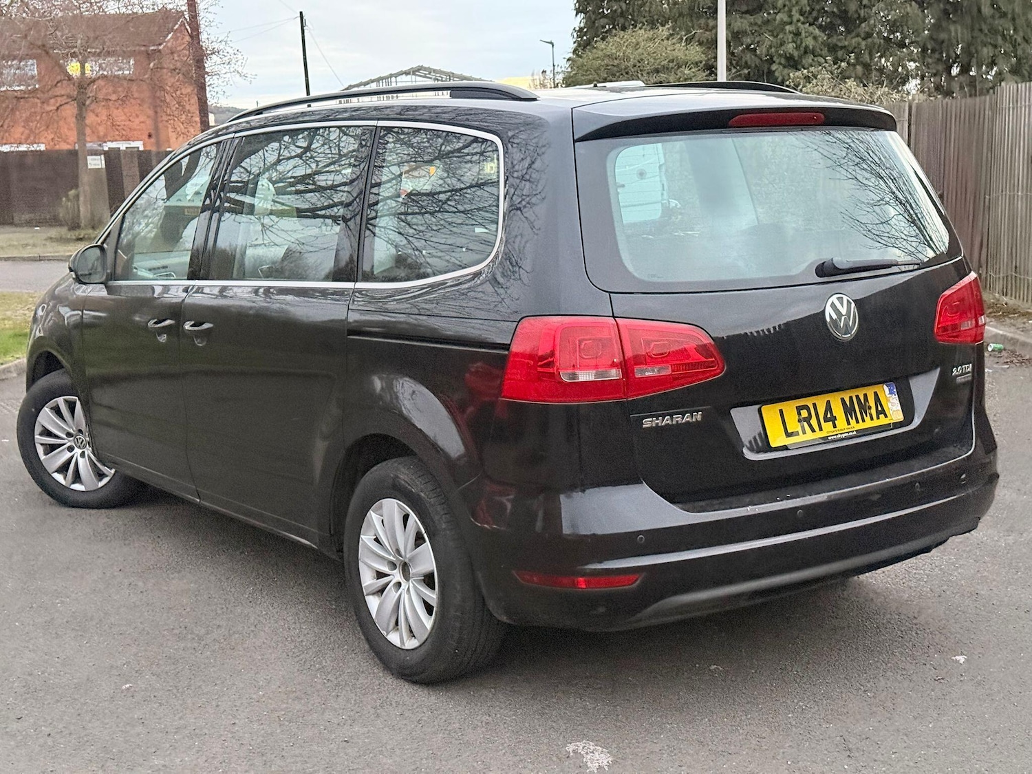Used Volkswagen Sharan 2014 for sale - 78034324: Photo 3