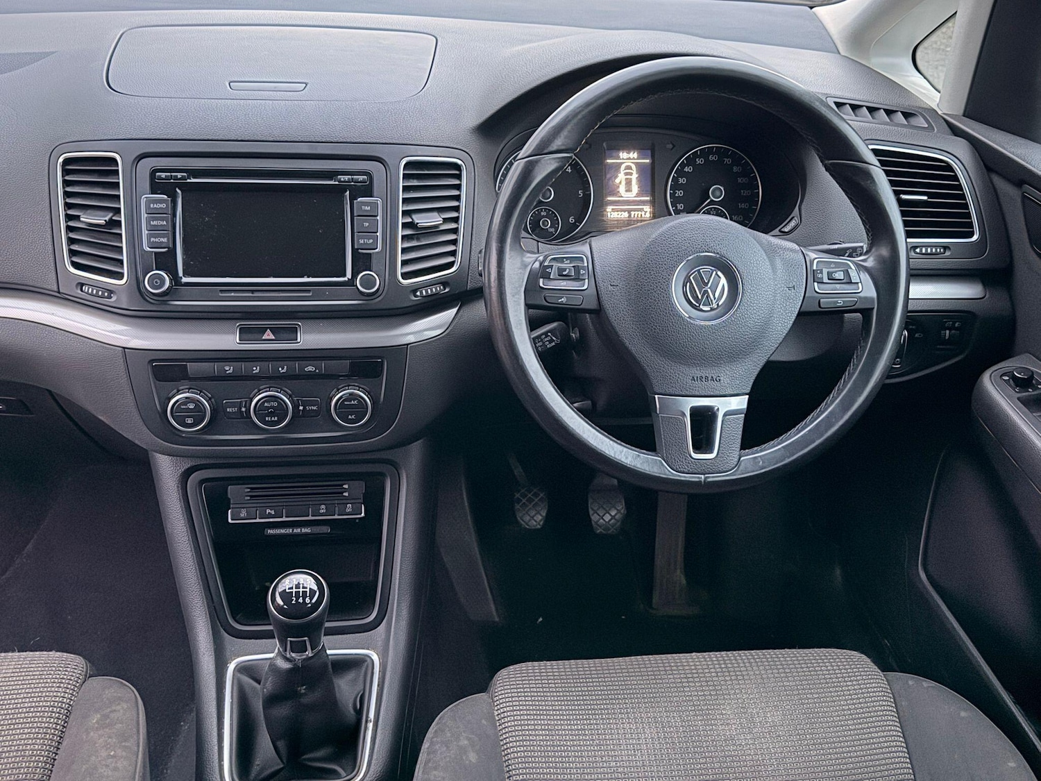 Used Volkswagen Sharan 2014 for sale - 78034324: Photo 39