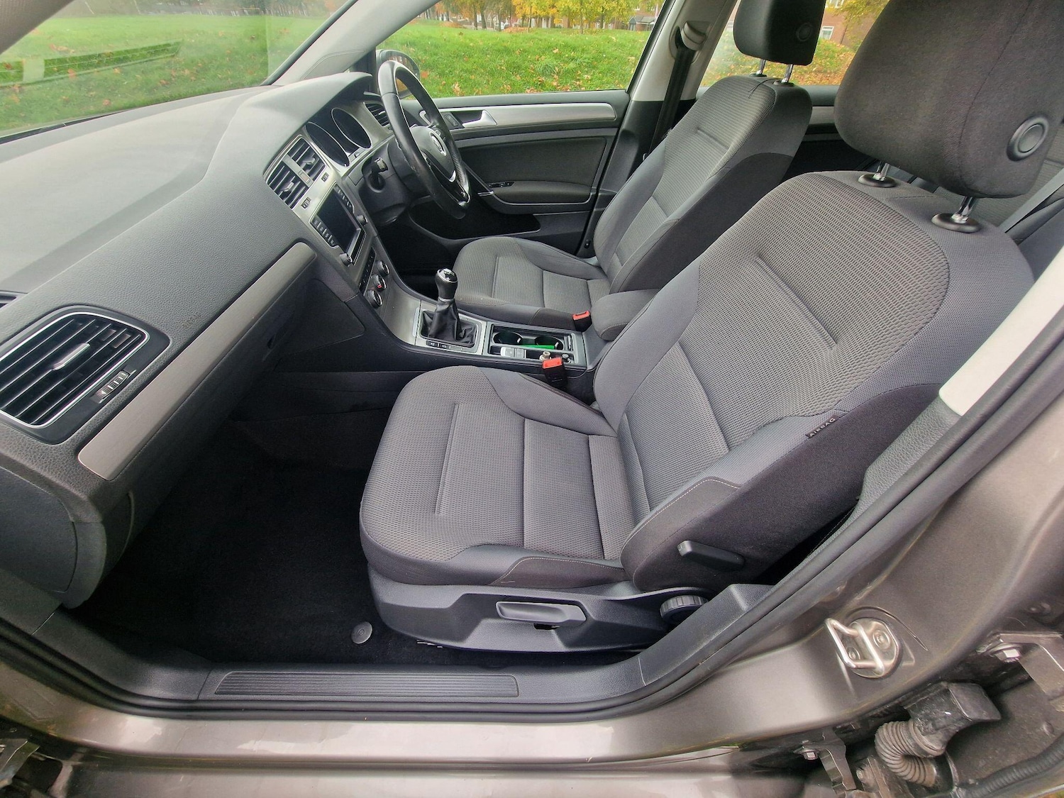 Used Volkswagen Golf 2016 for sale - 76318230: Photo 12