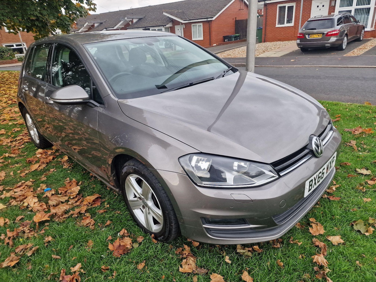 Used Volkswagen Golf 2016 for sale - 76318230: Photo 2