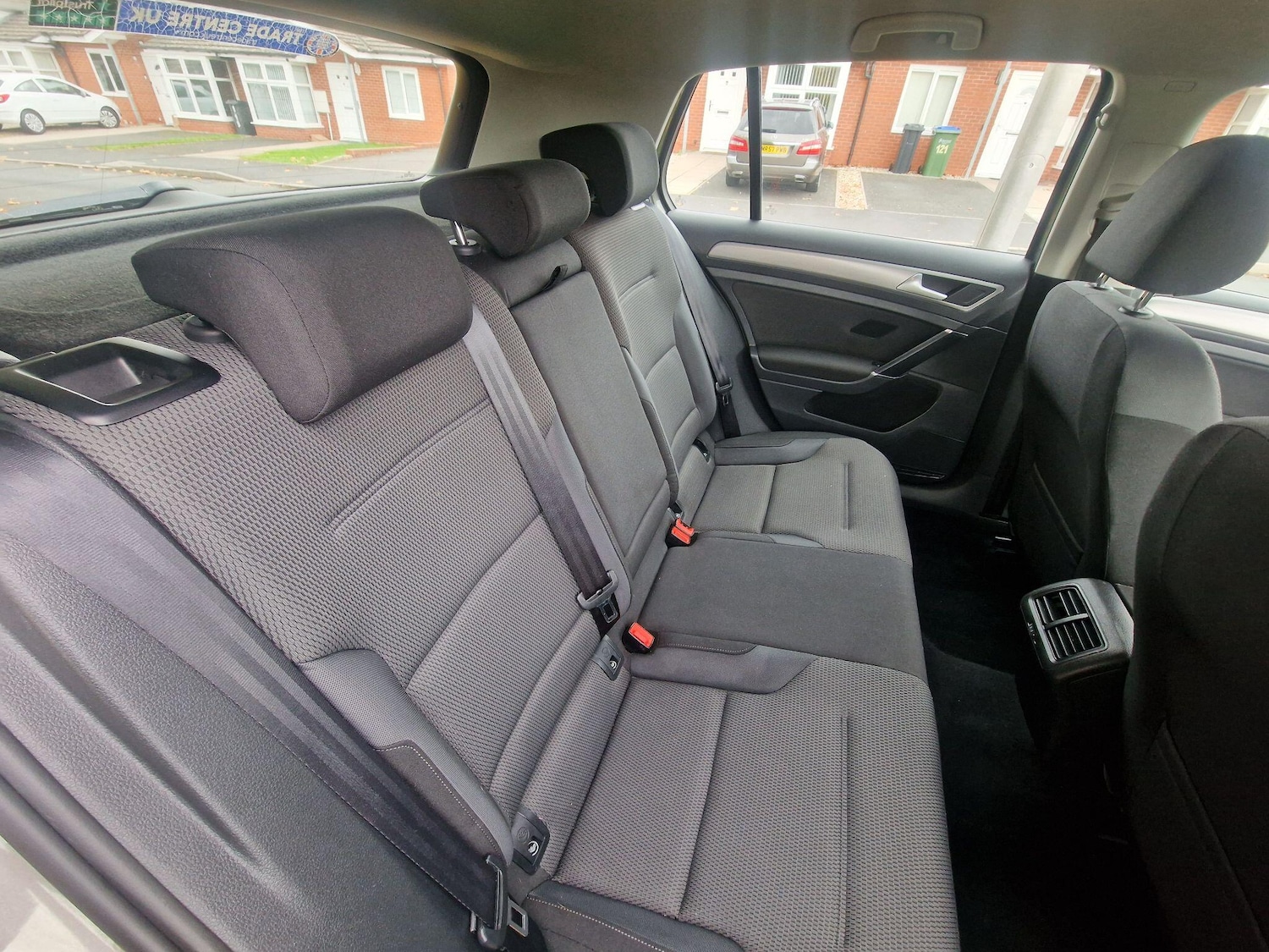 Used Volkswagen Golf 2016 for sale - 76318230: Photo 37