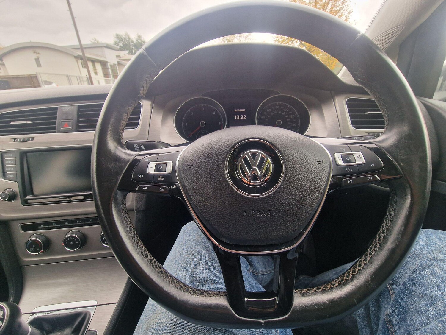Used Volkswagen Golf 2016 for sale - 76318230: Photo 45