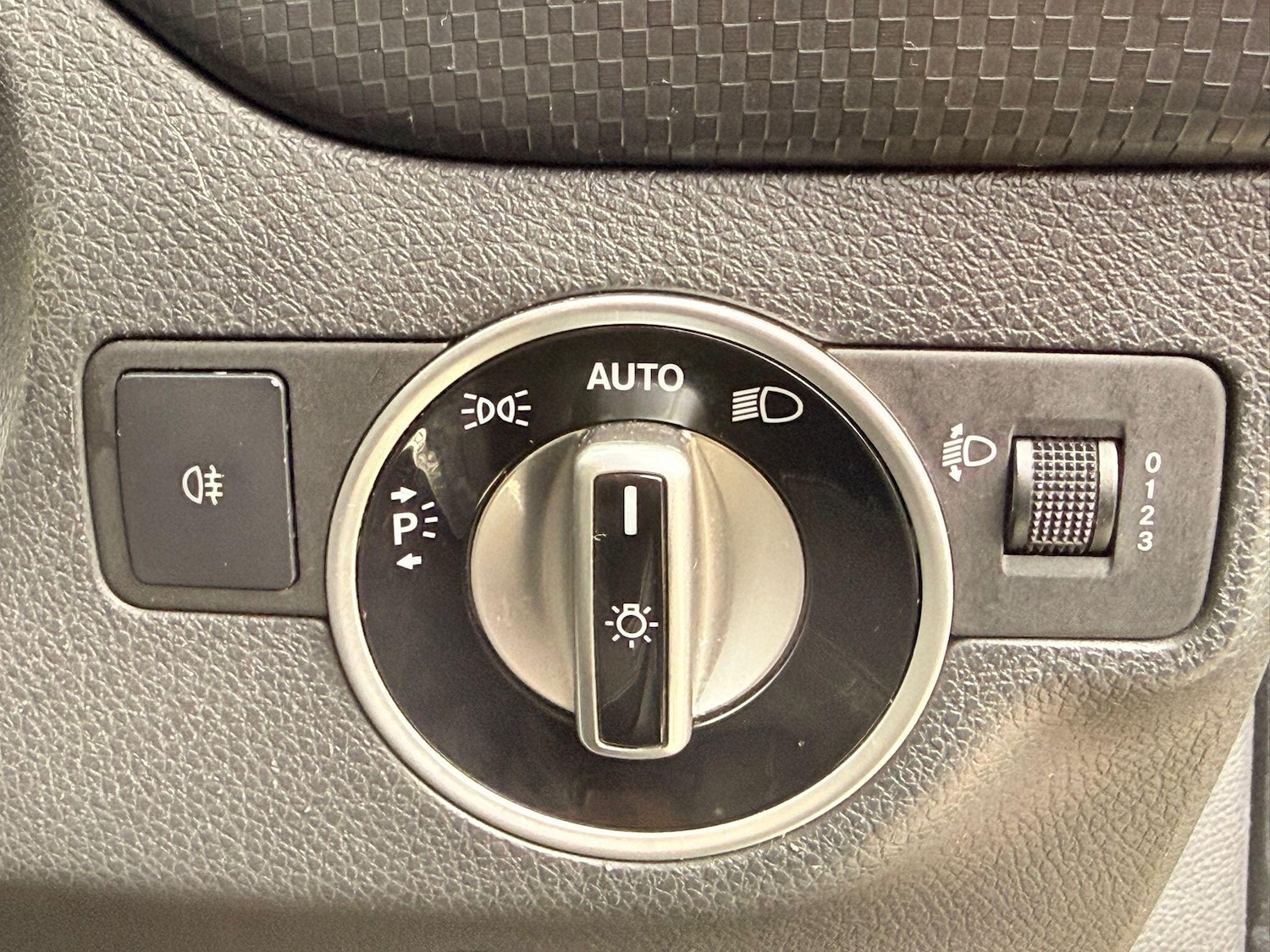 Used Mercedes-Benz A-Class 2014 for sale - 78062681: Photo 33