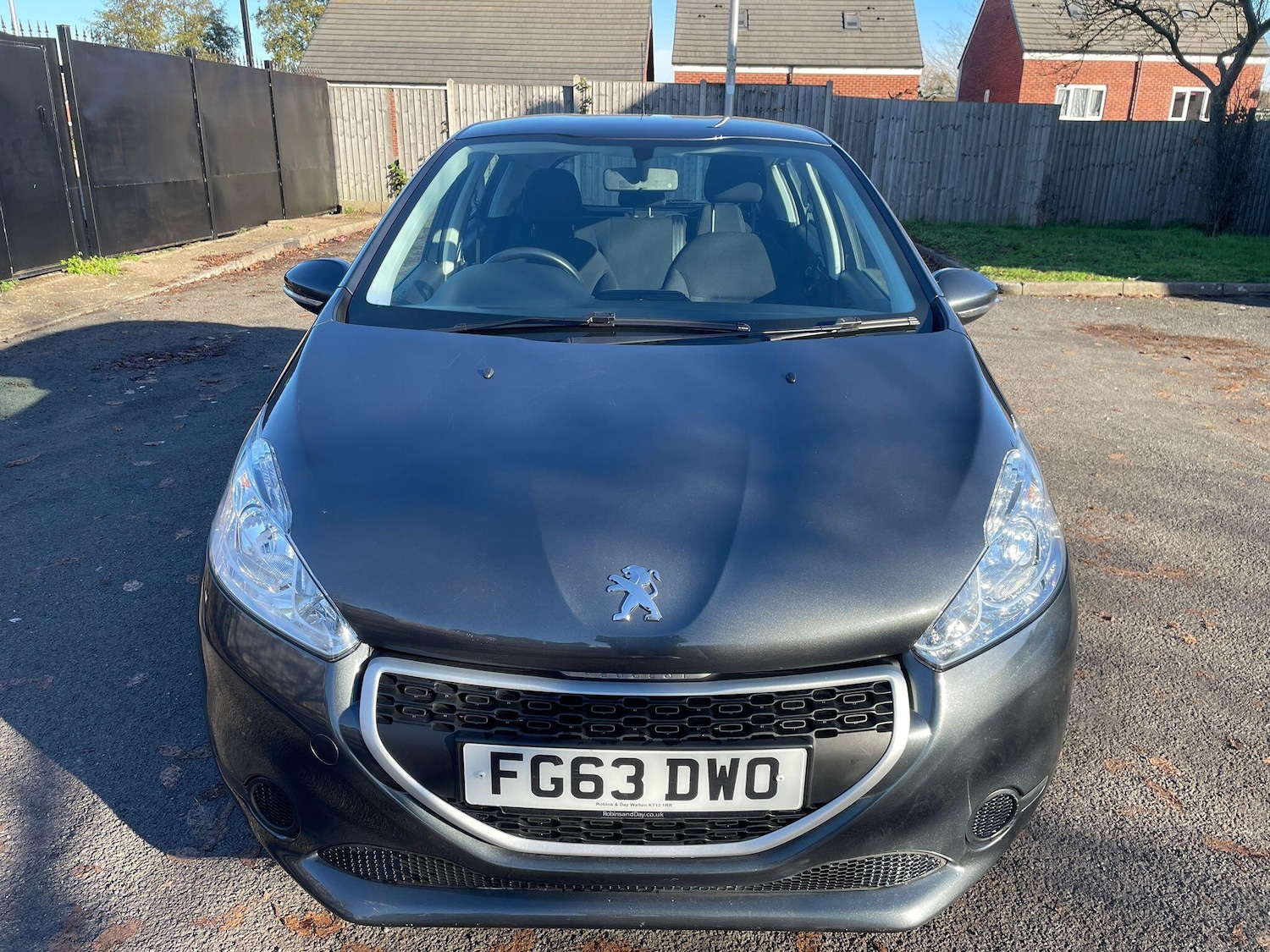 Used Peugeot 208 2014 for sale - 76646000: Photo 7