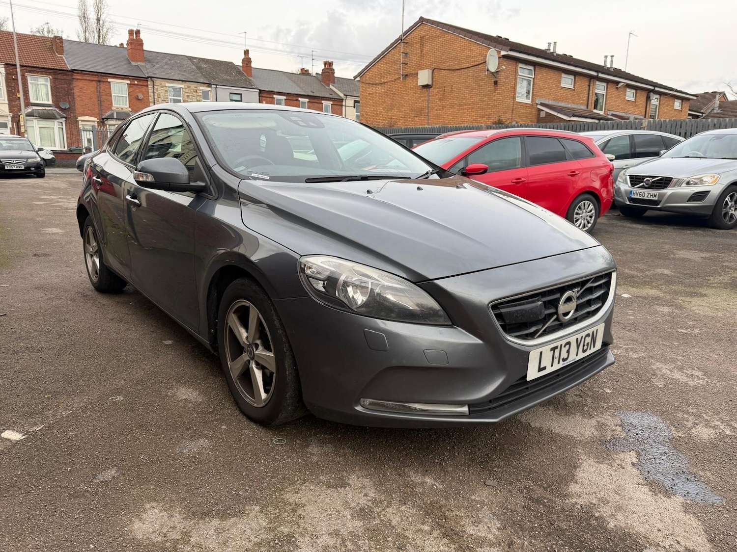 Used Volvo V40 for sale - 77559249: Photo 1