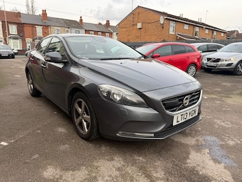 Used Volvo V40 2013 for sale - 77559249: Photo