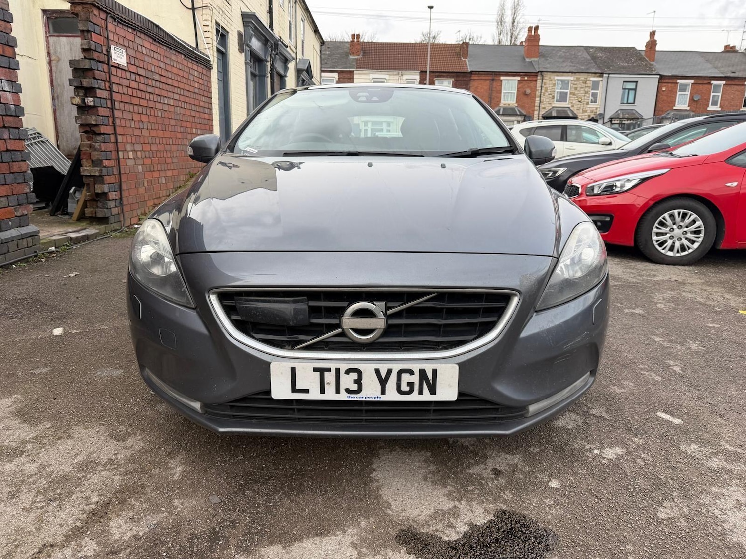 Used Volvo V40 for sale - 77559249: Photo 2