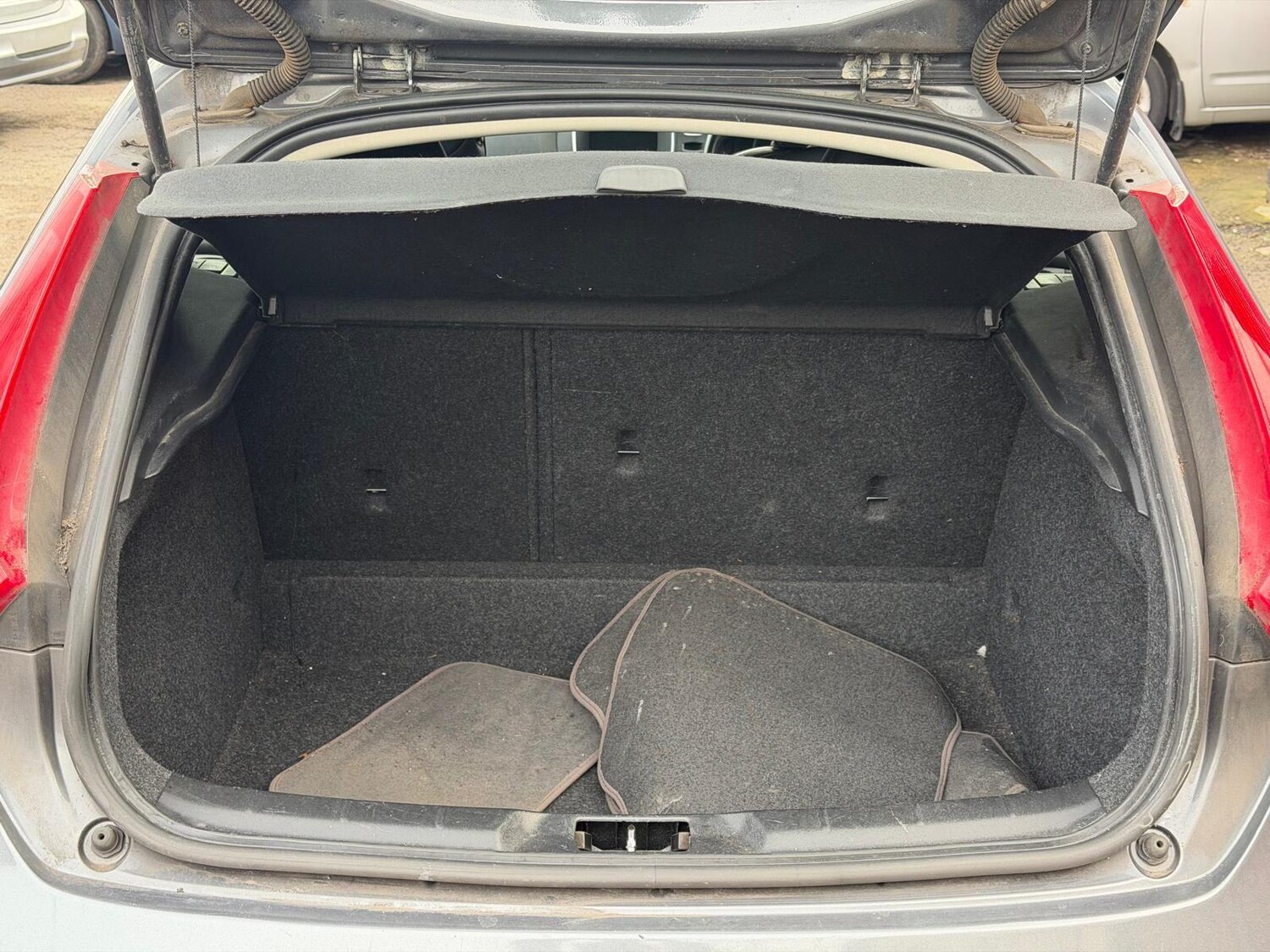 Used Volvo V40 for sale - 77559249: Photo 32