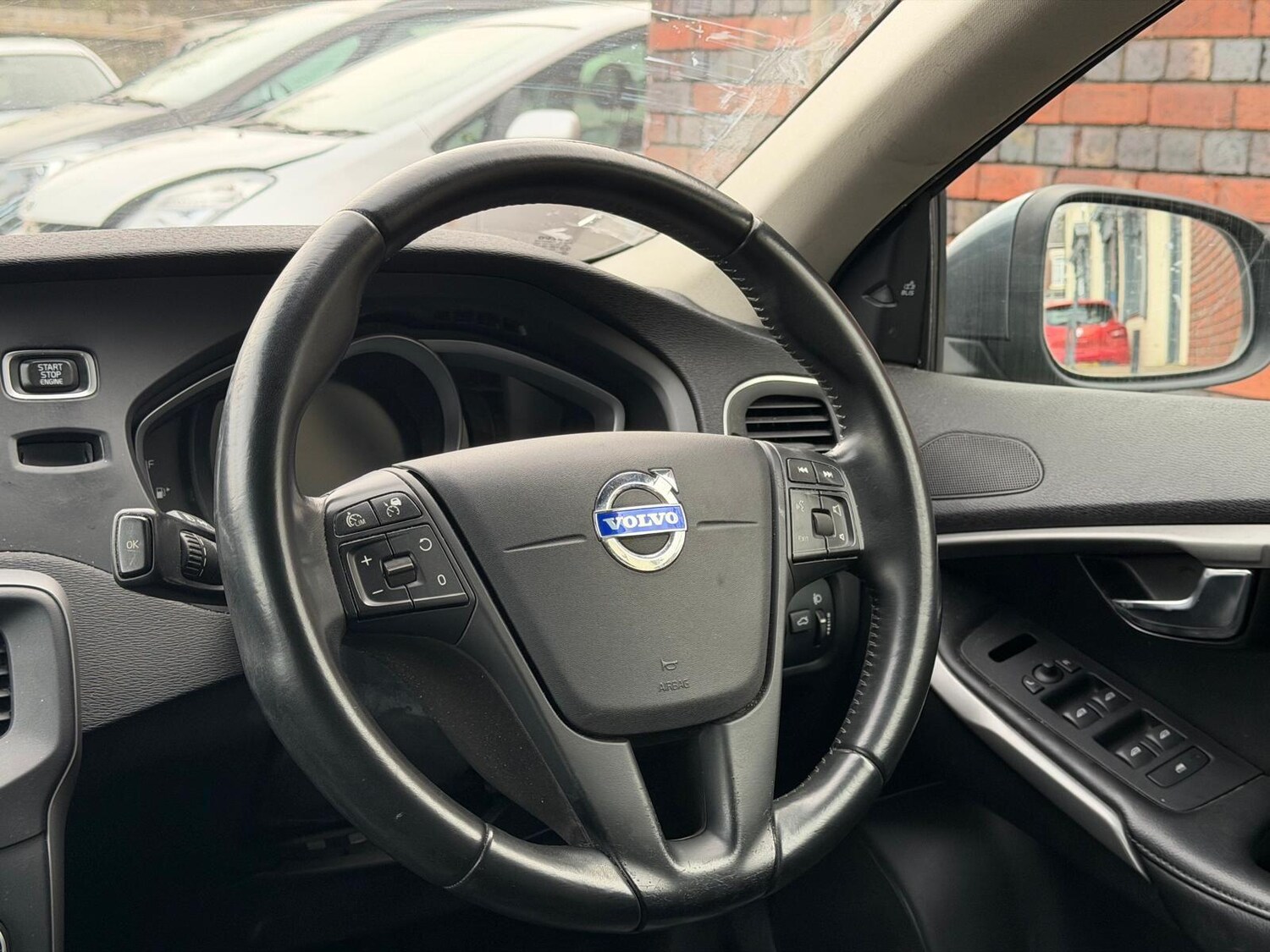 Used Volvo V40 for sale - 77559249: Photo 35