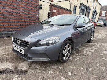 Used Volvo V40 2013 for sale - 77559249: Photo