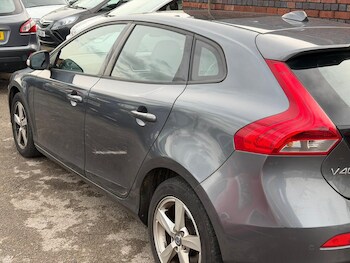 Used Volvo V40 2013 for sale - 77559249: Photo