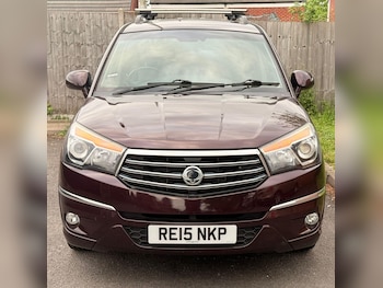 Used Ssangyong Turismo 2015 for sale - 78491408: Photo