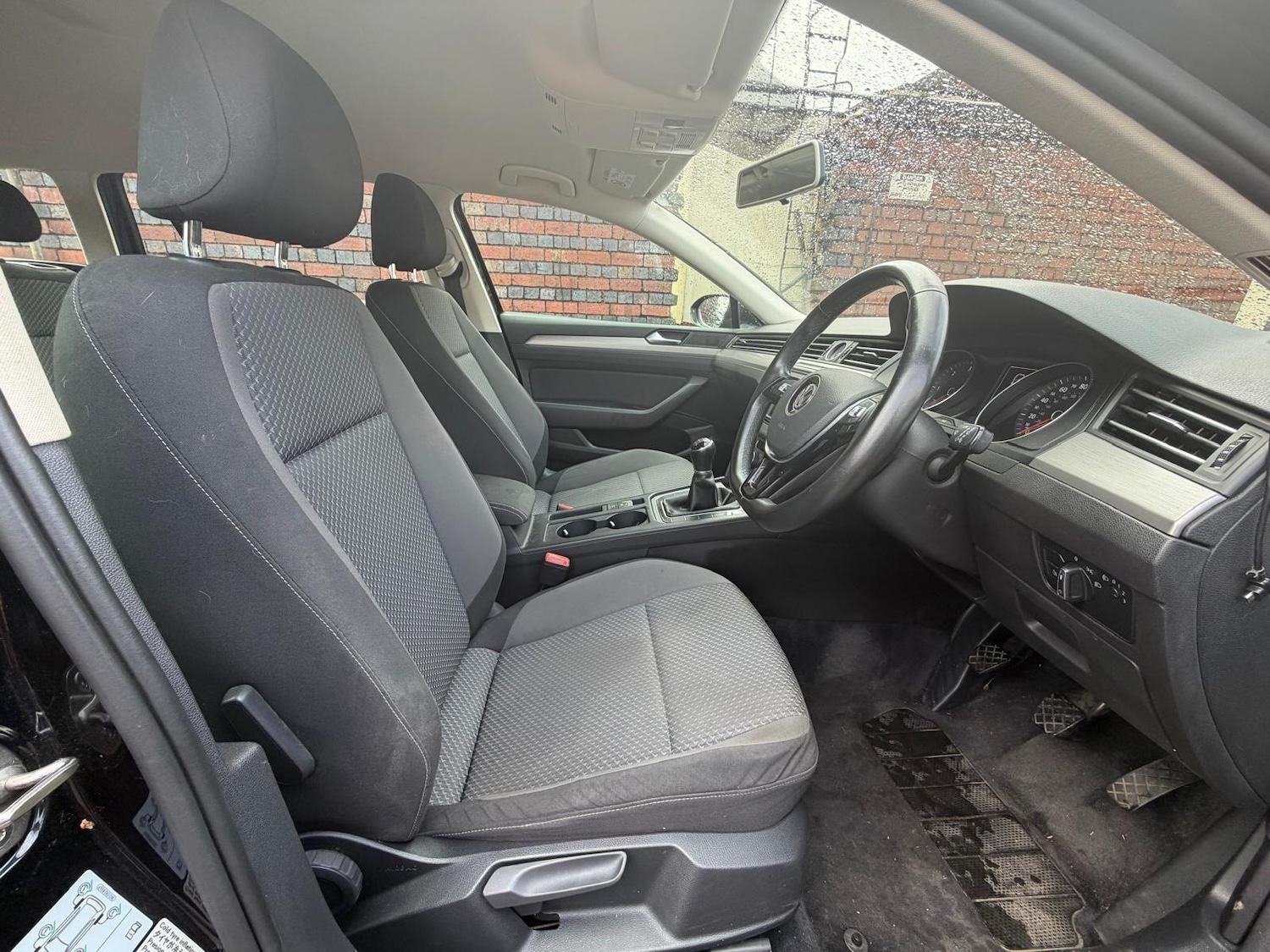 Used Volkswagen Passat 2016 for sale - 77524096: Photo 32