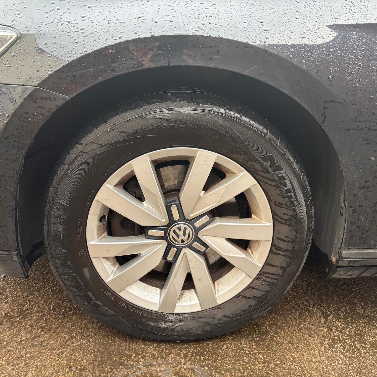 Used Volkswagen Passat 2016 for sale - 77524096: Photo 38