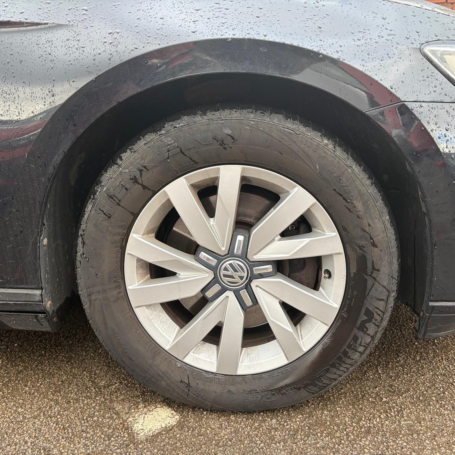 Used Volkswagen Passat 2016 for sale - 77524096: Photo 40