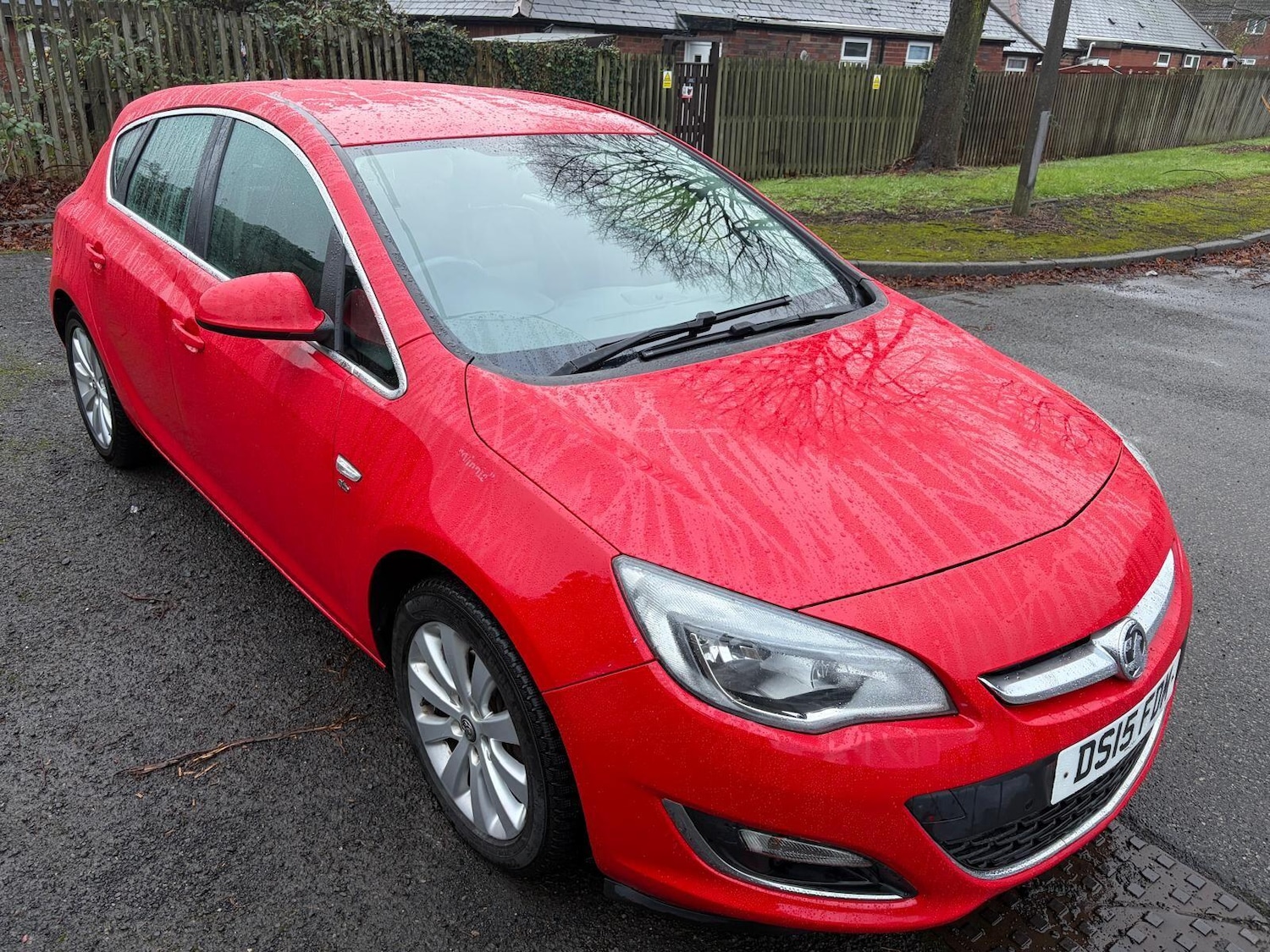 Used Vauxhall Astra 2015 for sale - 76996668: Photo 1