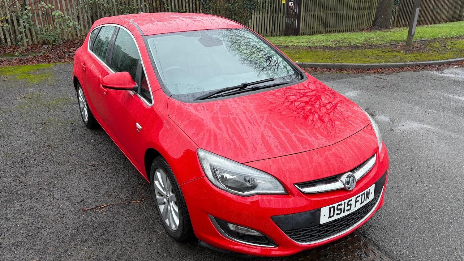 Used Vauxhall Astra 2015 for sale - 76996668: Photo 2
