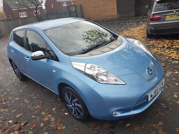 2015 (65) - 24kWh Acenta Auto 5dr