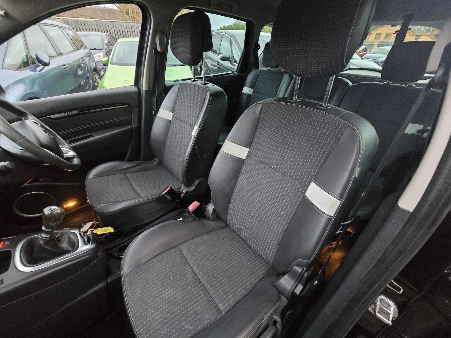 Used Renault Scenic 2012 for sale - 76485329: Photo 31