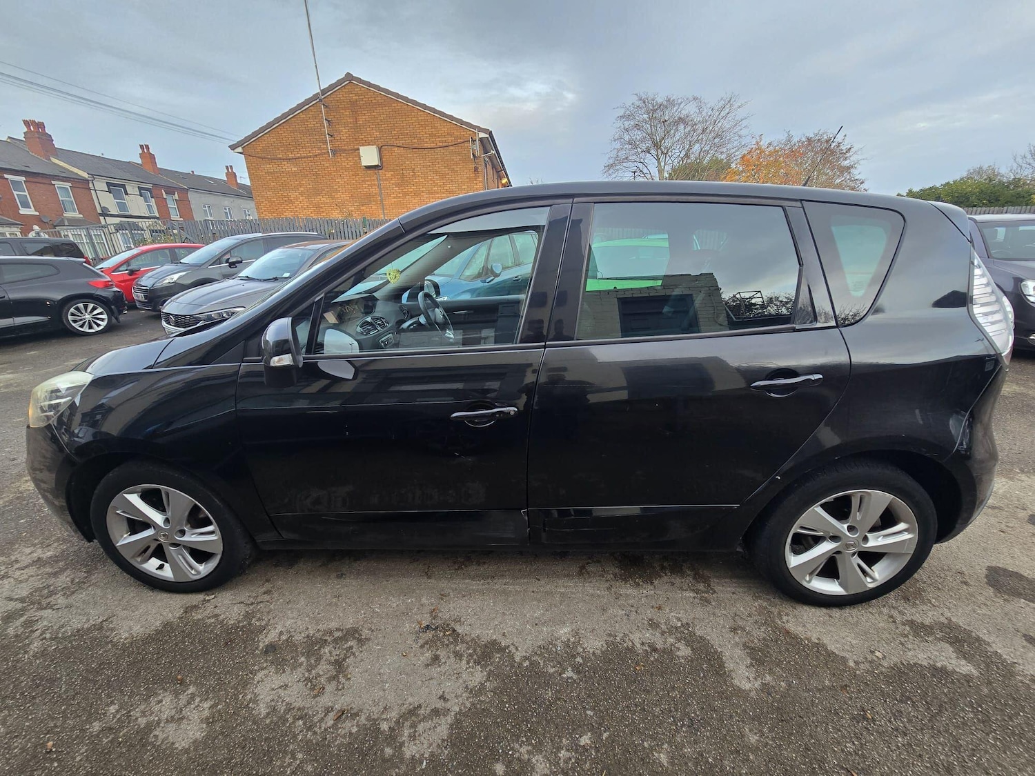 Used Renault Scenic 2012 for sale - 76485329: Photo 8