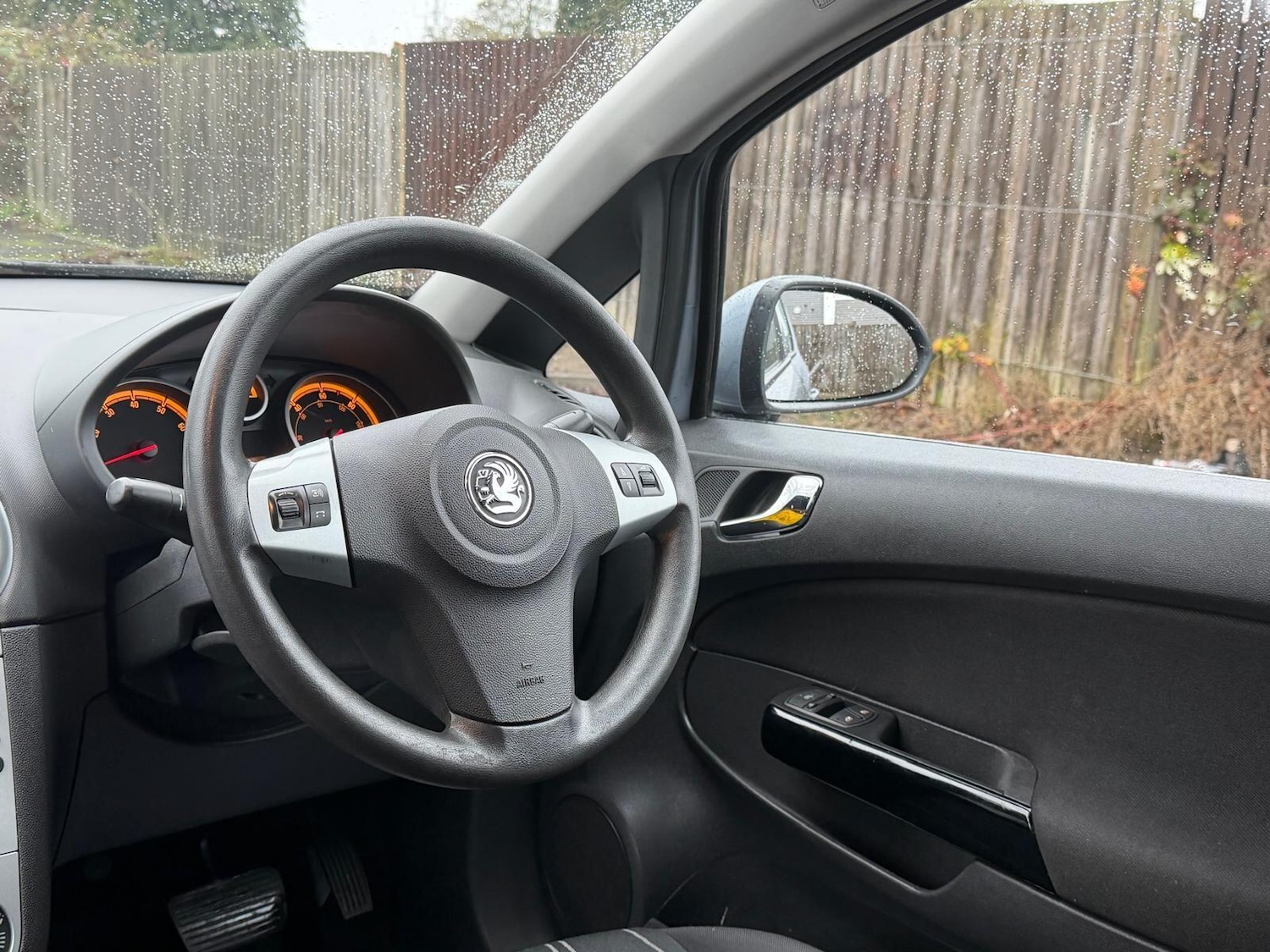 Used Vauxhall Corsa 2009 for sale - 77331232: Photo 40