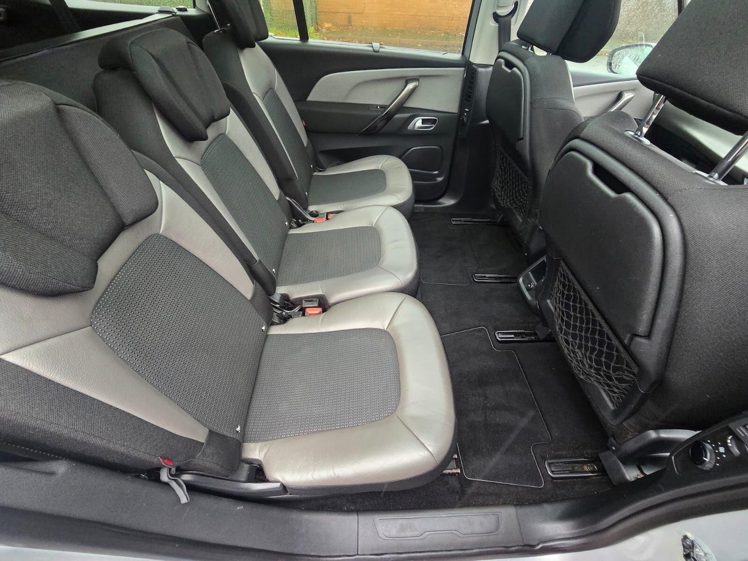 Used Citroen C4 Grand Picasso 2016 for sale - 76562342: Photo 29