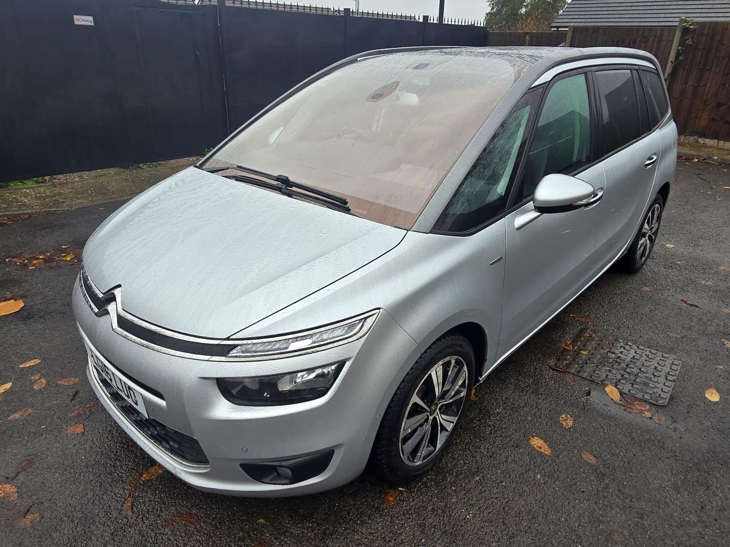 Used Citroen C4 Grand Picasso 2016 for sale - 76562342: Photo 3